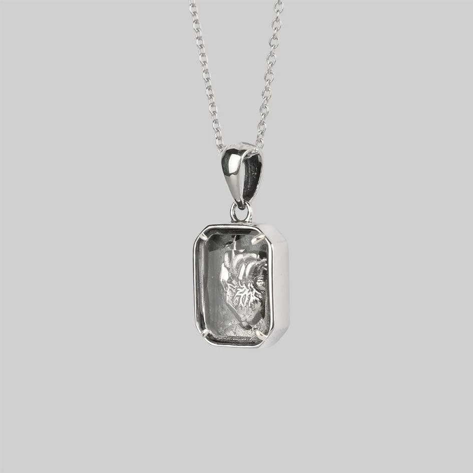CLASSICS HEART KEEPER. Anatomical Heart Under Glass Necklace - Silver Necklaces & Chains 3 CLASSICS HEART KEEPER. Anatomical Heart Under Glass Necklace - Silver Necklaces & Chains