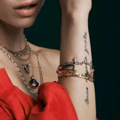 CLASSICS MAJESTY. Black Spinel Dagger Cuff Bangle - Silver