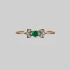 CLASSICS ENCHANTE. Green Quartz Gold Leaf Detailed Ring