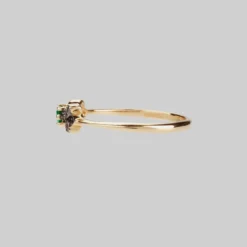CLASSICS ENCHANTE. Green Quartz Gold Leaf Detailed Ring