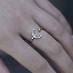 CLASSICS Rings INDU. Moon & Star Gold Ring