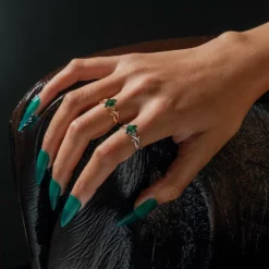 SS22 REVIVAL. Green CZ Thorn Band Ring - Gold Rings