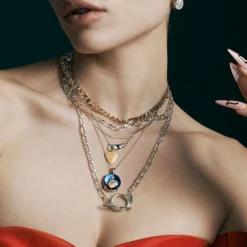 CLASSICS Necklaces & Chains VIRTUE. Glass Sacred Heart Necklace - Silver