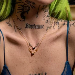 End Of Line Necklaces & Chains DESIRE. Snakes & Heart Garnet Necklace - Gold