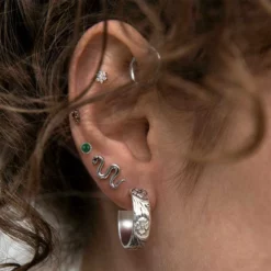 CLASSICS ENVY. Malachite Earrings - 4mm