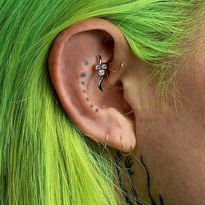 CLASSICS MOONLIGHT. Opal Moon Clicker Ring - Silver Earrings 4 CLASSICS MOONLIGHT. Opal Moon Clicker Ring - Silver Earrings