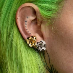 End Of Line HARMONY. Pansy Flower Stud Earrings - Silver