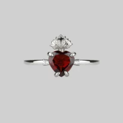 CLASSICS The Sacred Heart Garnet Ring - Silver