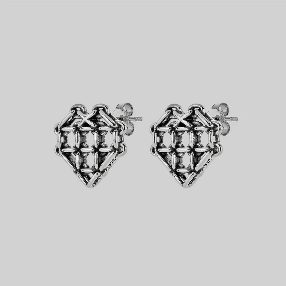 SS22 The Supreme Heart Chain Earrings - Silver 3 SS22 The Supreme Heart Chain Earrings - Silver