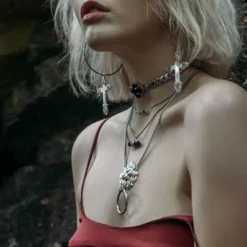 CLASSICS Necklaces & Chains ANWAR. Lion Knocker Necklace - Gold