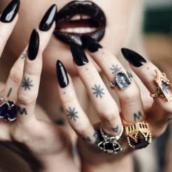 HALLOWEEN 2021 OMINOUS. Skull Under Glass Ring - Silver Rings