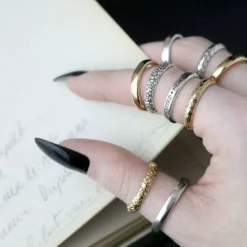 CLASSICS Forget Me Not Posie Ring - Silver Rings