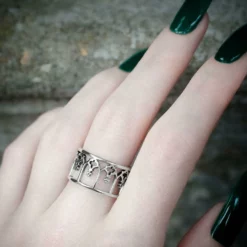 CLASSICS NOIR. Gothic Arches Ring - Gold Rings