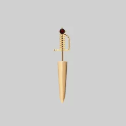 CLASSICS SALEM. Garnet Short Dagger Single Earring - Gold