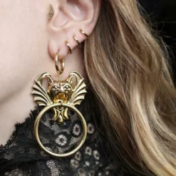 CLASSICS DRAKKAR. Gargoyle Knocker Hoop Earrings - Gold
