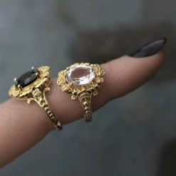 CLASSICS MARIA. Rose Wreath Clear Quartz Gold Cocktail Ring