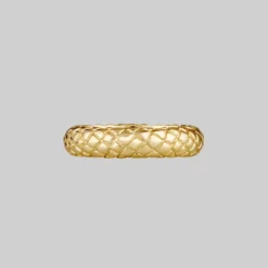 CLASSICS VEGA. Snake Skin Band Ring - Gold