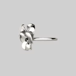 End Of Line HARMONY. Pansy Flower Ring - Silver Rings