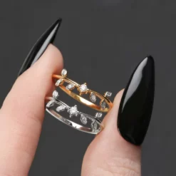 CLASSICS Rings WHISPER. Cubic Zirconia Silver Leaf Ring