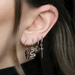 CLASSICS MEMENTO MORI. Heart Hoop Earrings - Silver