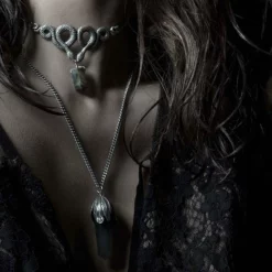 CLASSICS Necklaces & Chains A DARK LURE. Snake & Labradorite Gemstone Chain Choker