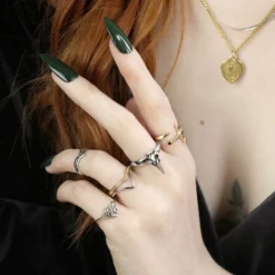 CLASSICS TRIBE. Gold Chevron Midi Ring / Toe Ring Rings