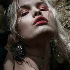 CLASSICS ANWAR. Lion Knocker Earrings - Gold