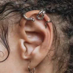 CLASSICS MINERVA. Snake Ear Wrap Cuff - Silver