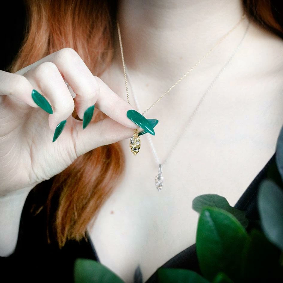 End Of Line REVENANT. Skull Poison Box Necklace - Gold 3 End Of Line REVENANT. Skull Poison Box Necklace - Gold