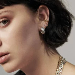 CLASSICS PURITY. Daisy Chain Hoop Earrings - Silver